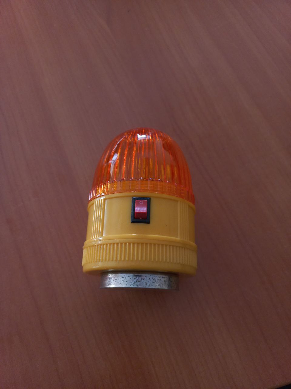 Маяк проблесковый на магните 8 LED