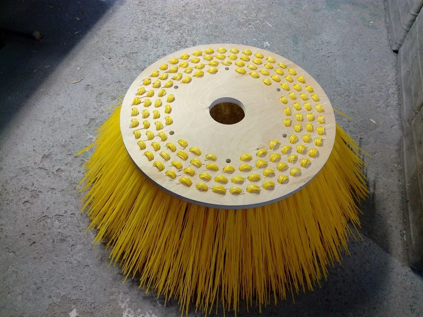 Щетка лотковая 670х900