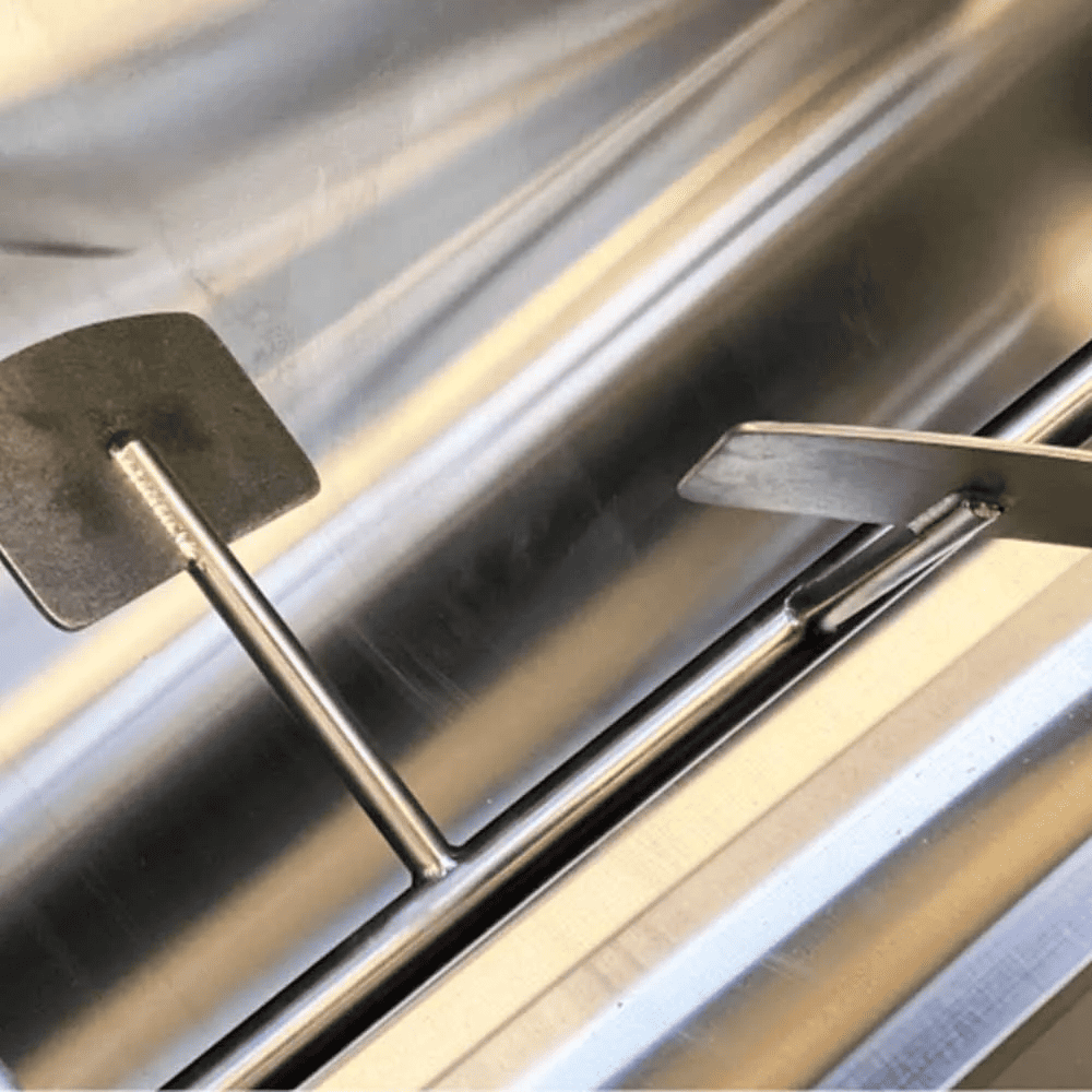 Маслоизготовитель (маслобойка) лопастного типа